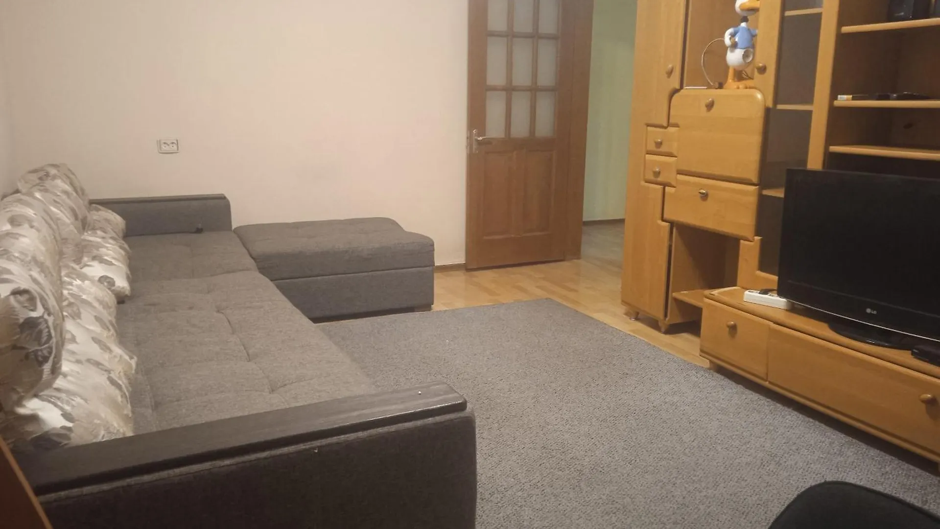Apartment 3Х Комнатная Квартира С Удобствами Almaty